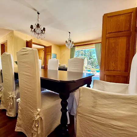 Palm Ammes Villa